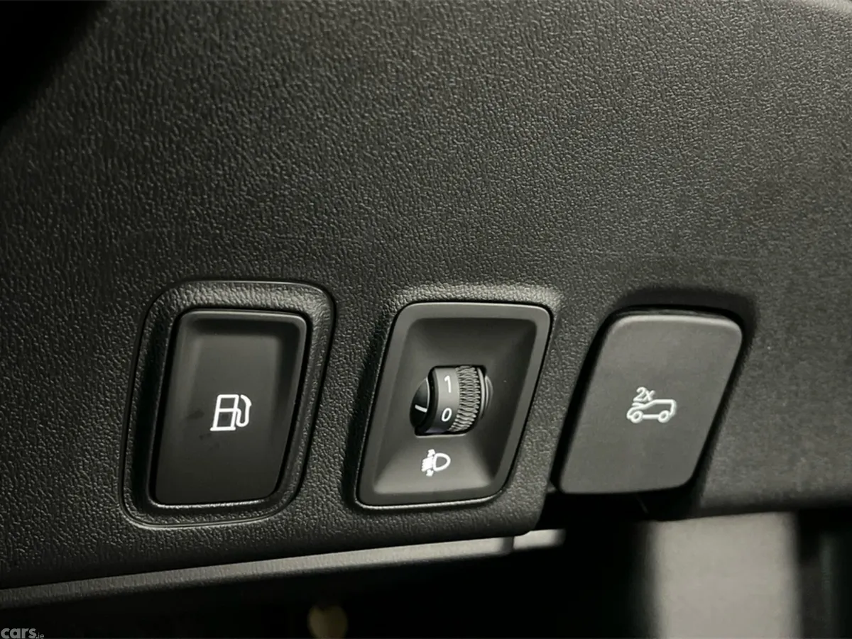 MG HS SUV, Petrol Hybrid, 2027, Black
