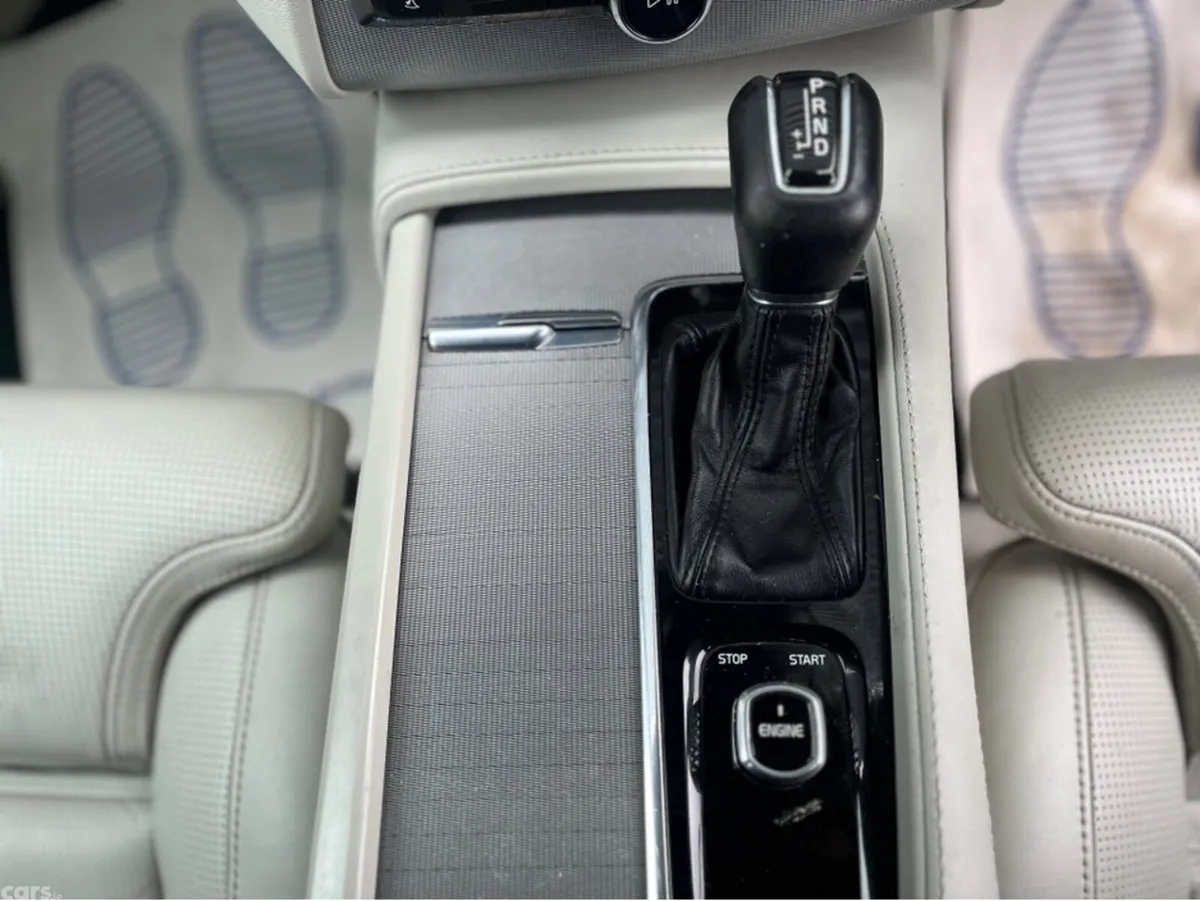 Volvo XC90 Estate, Diesel, 2015, Black