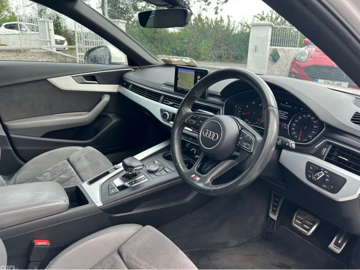 Audi A4 Estate, Diesel, 2018, White