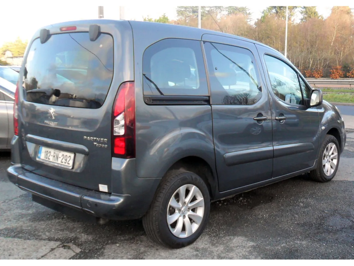 Peugeot Partner Estate, Diesel, 2018, Grey