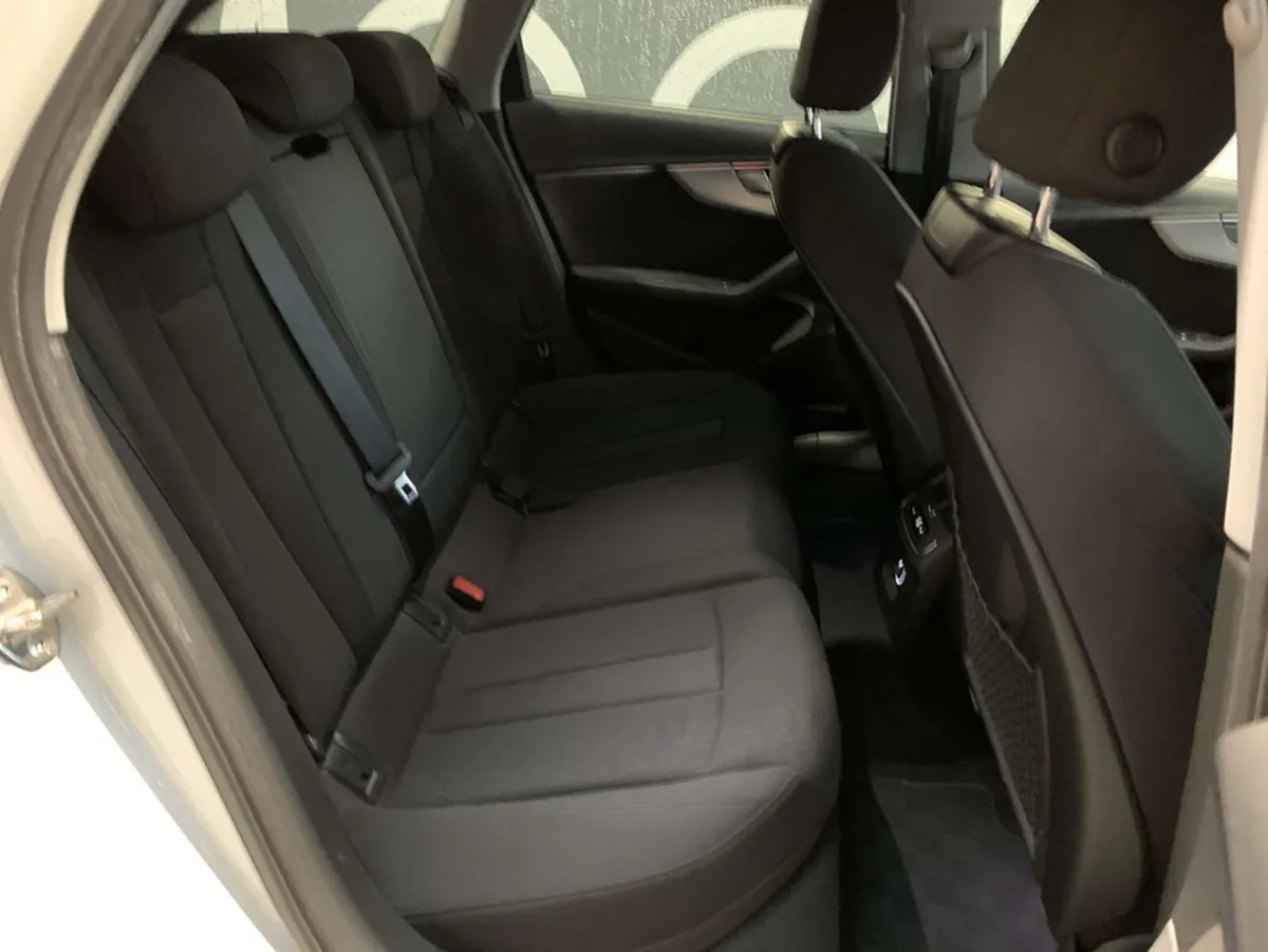 Audi A4 Estate, Petrol, 2018, White