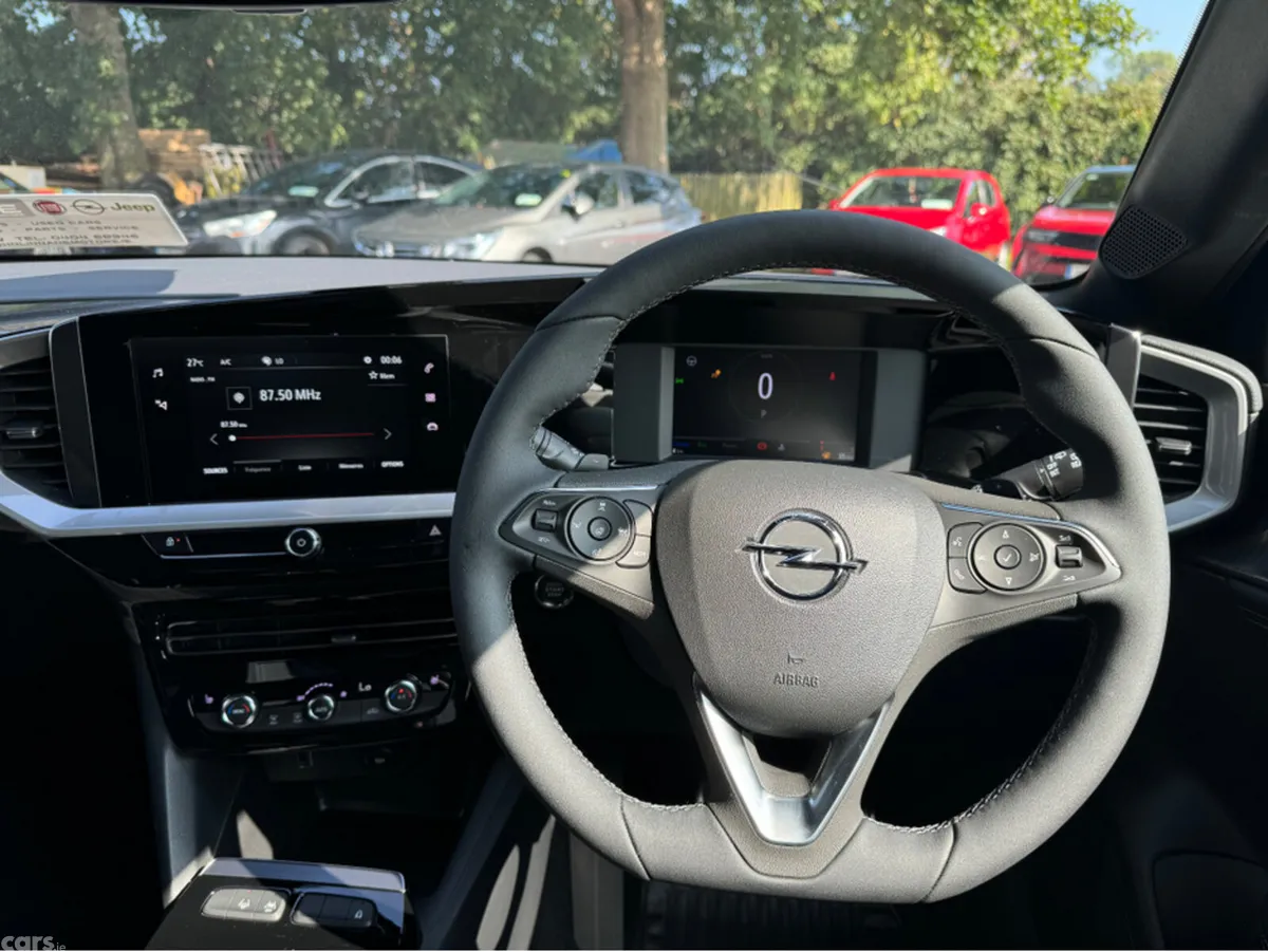Opel Mokka SUV, Petrol Hybrid, 2026, White