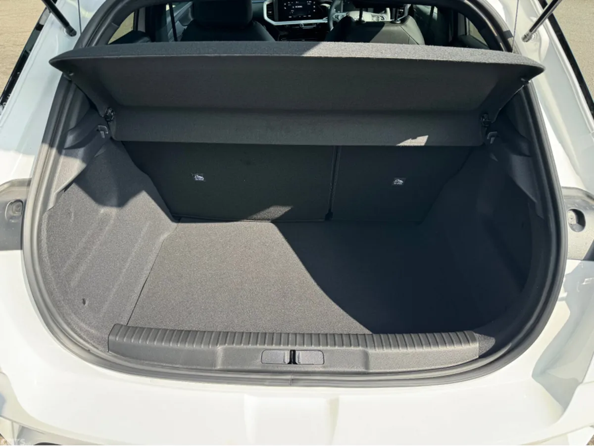 Opel Mokka SUV, Petrol Hybrid, 2026, White