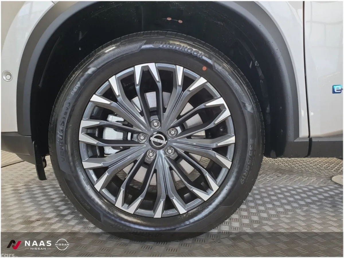 Nissan X-Trail MPV, Petrol Hybrid, 2027, Silver