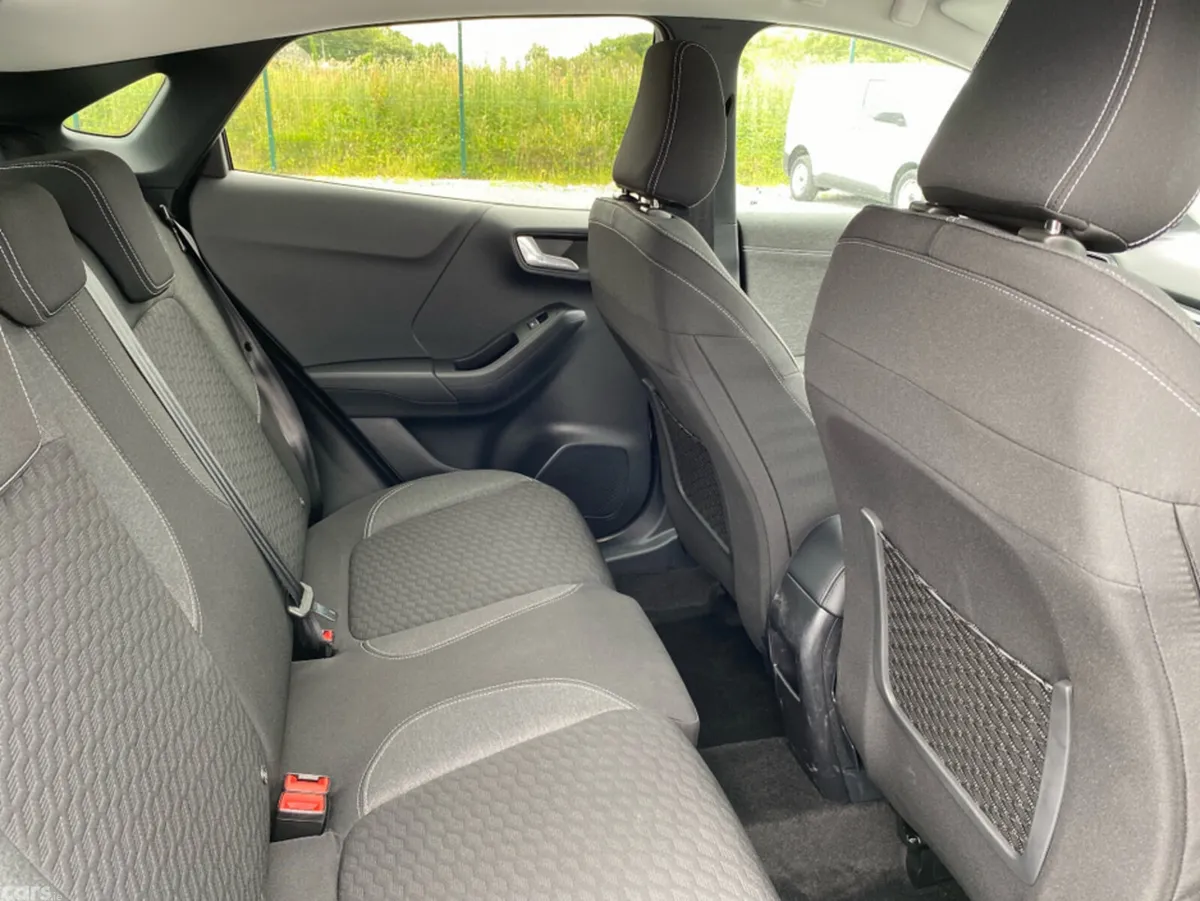 Ford Puma SUV, Petrol, 2024, White