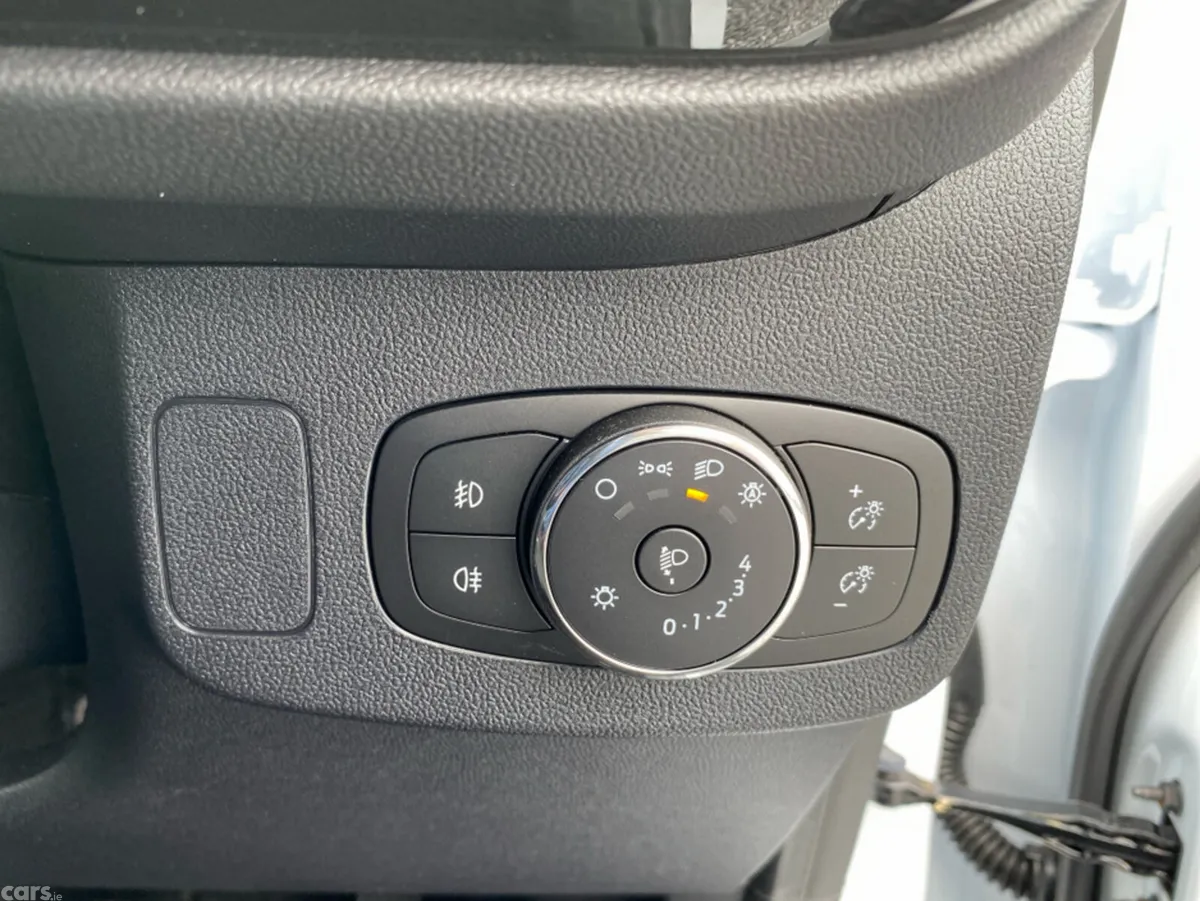 Ford Puma SUV, Petrol, 2024, White