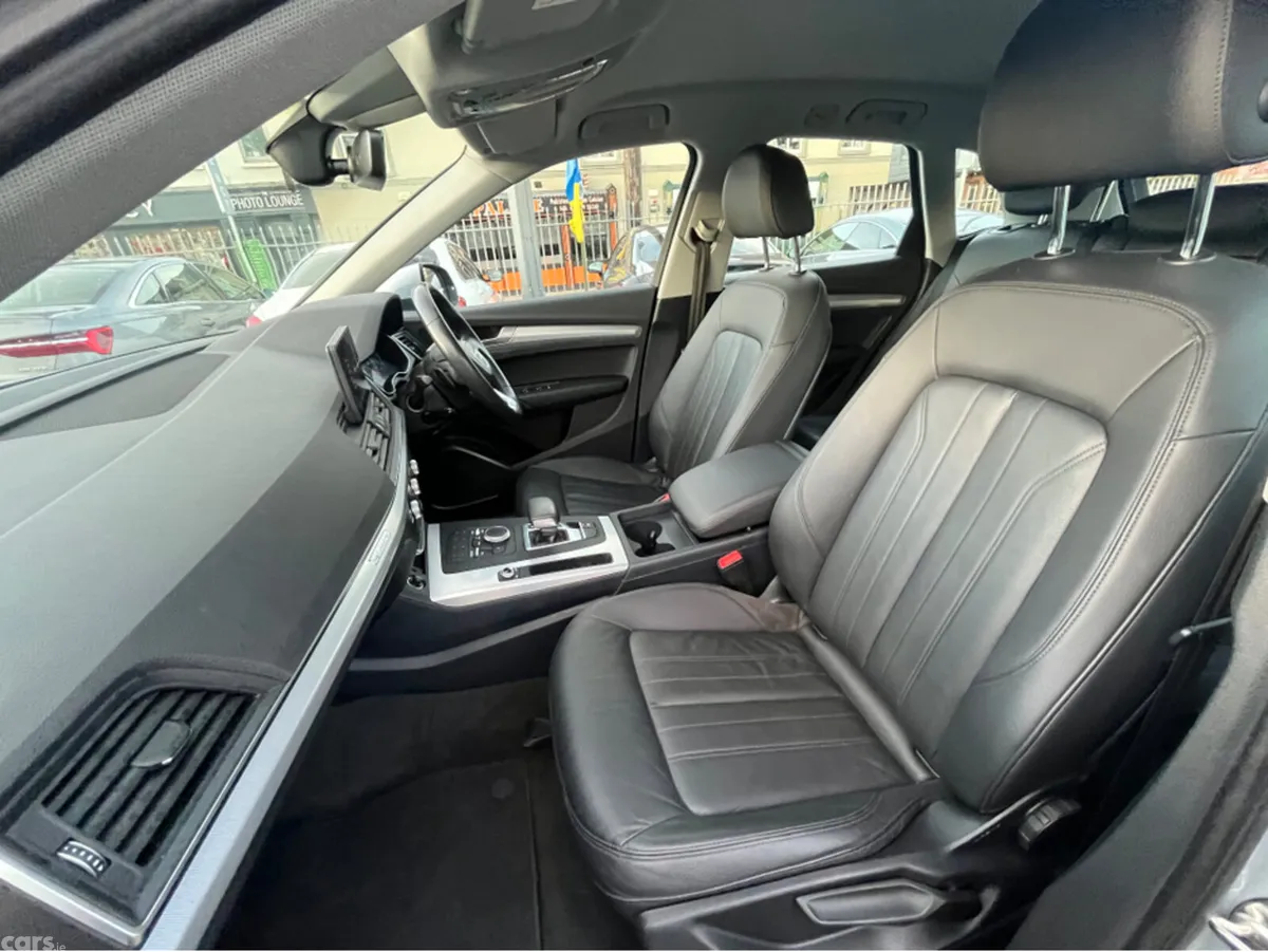 Audi Q5 SUV, Diesel, 2018, Grey