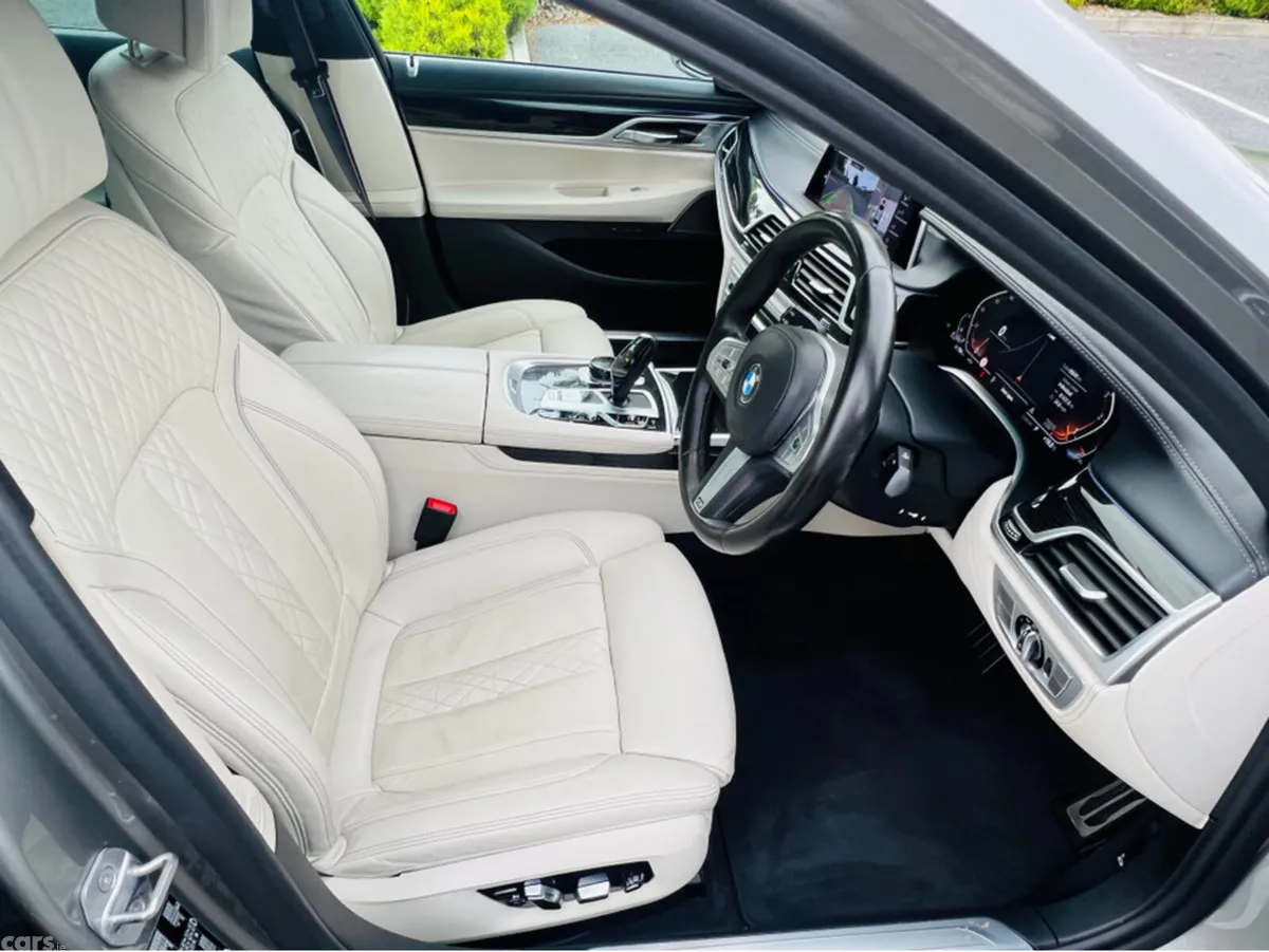 BMW 7-Series Saloon, Diesel, 2019, Grey