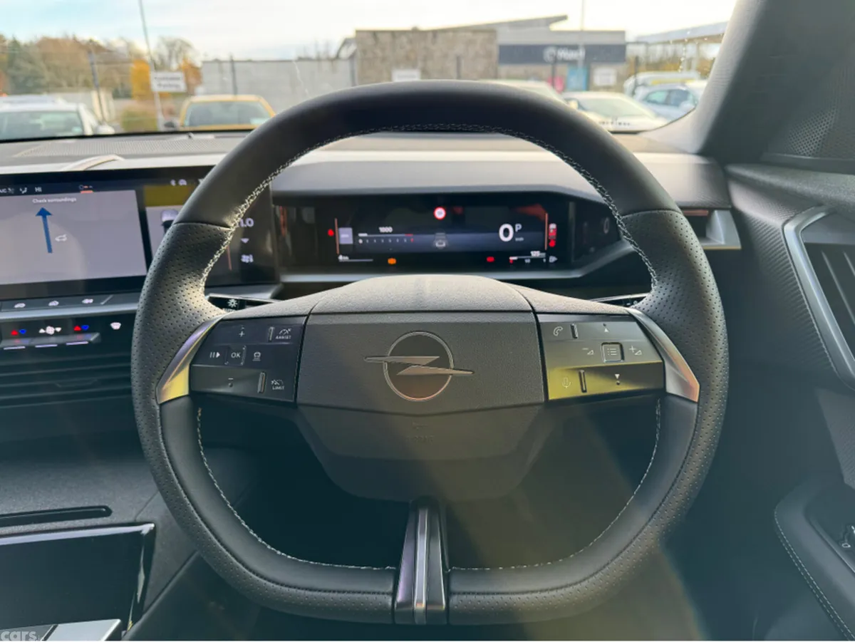 Opel Grandland SUV, Petrol Hybrid, 2026, Bronze