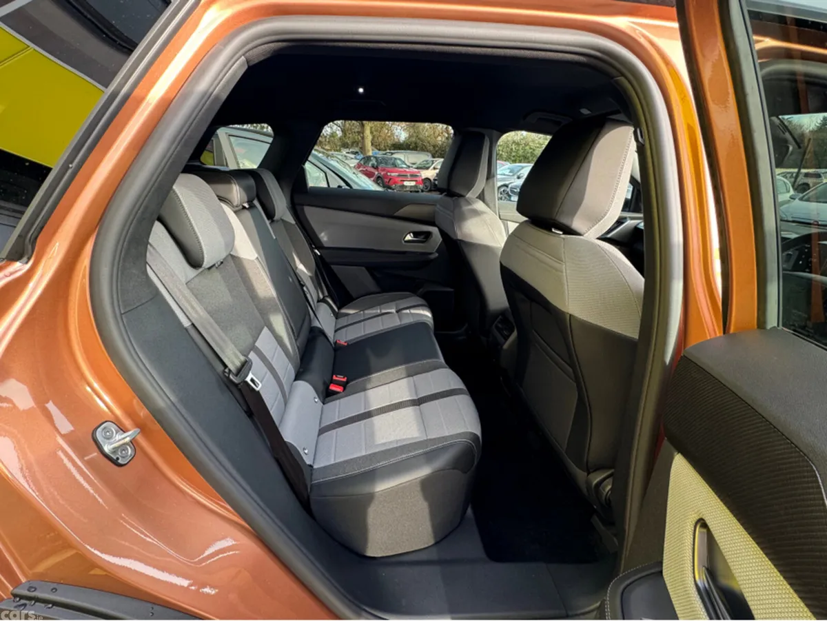 Opel Grandland SUV, Petrol Hybrid, 2026, Bronze