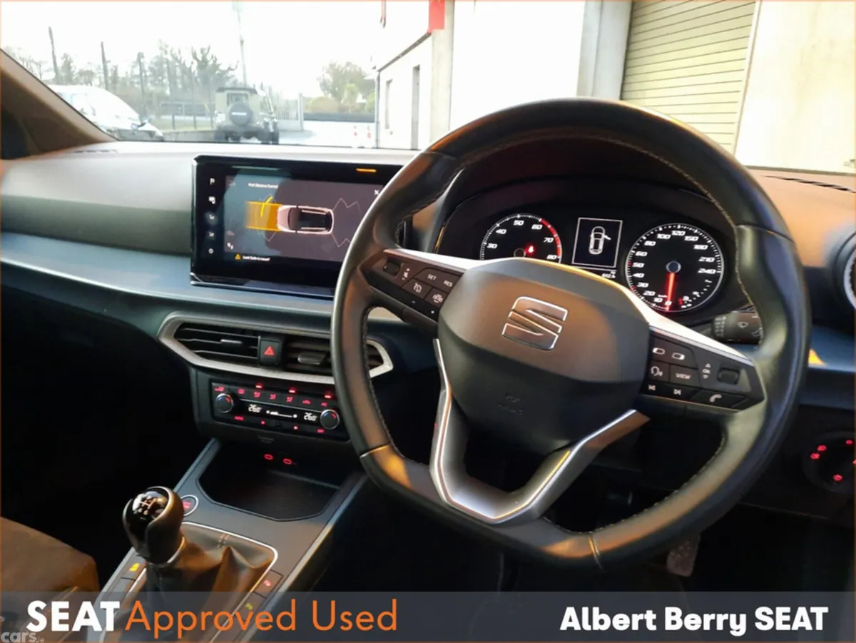 SEAT Arona Hatchback, Petrol, 2023, Grey