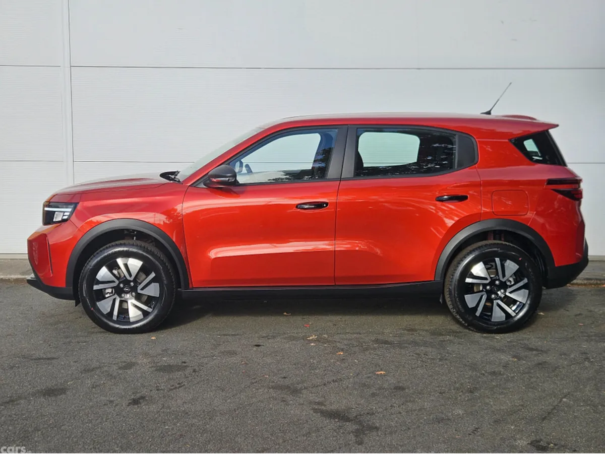 Opel Frontera SUV, Electric, 2026, Orange