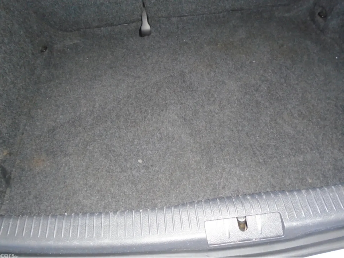 Volkswagen Golf Hatchback, Diesel, 2010, White