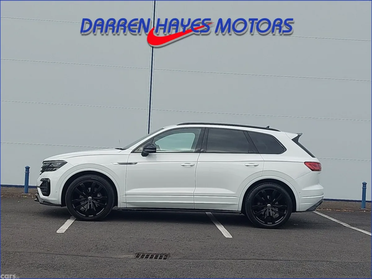 Volkswagen Touareg MPV, Diesel, 2022, White