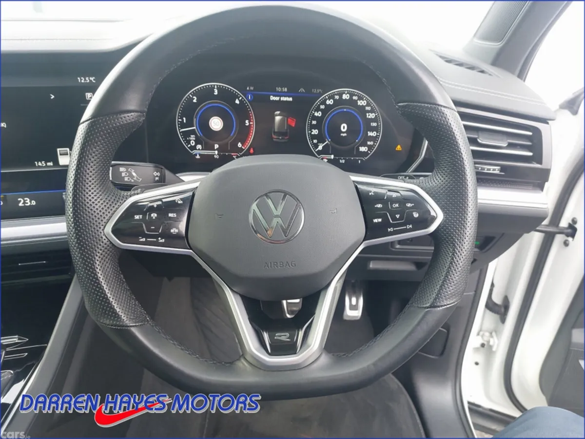 Volkswagen Touareg MPV, Diesel, 2022, White