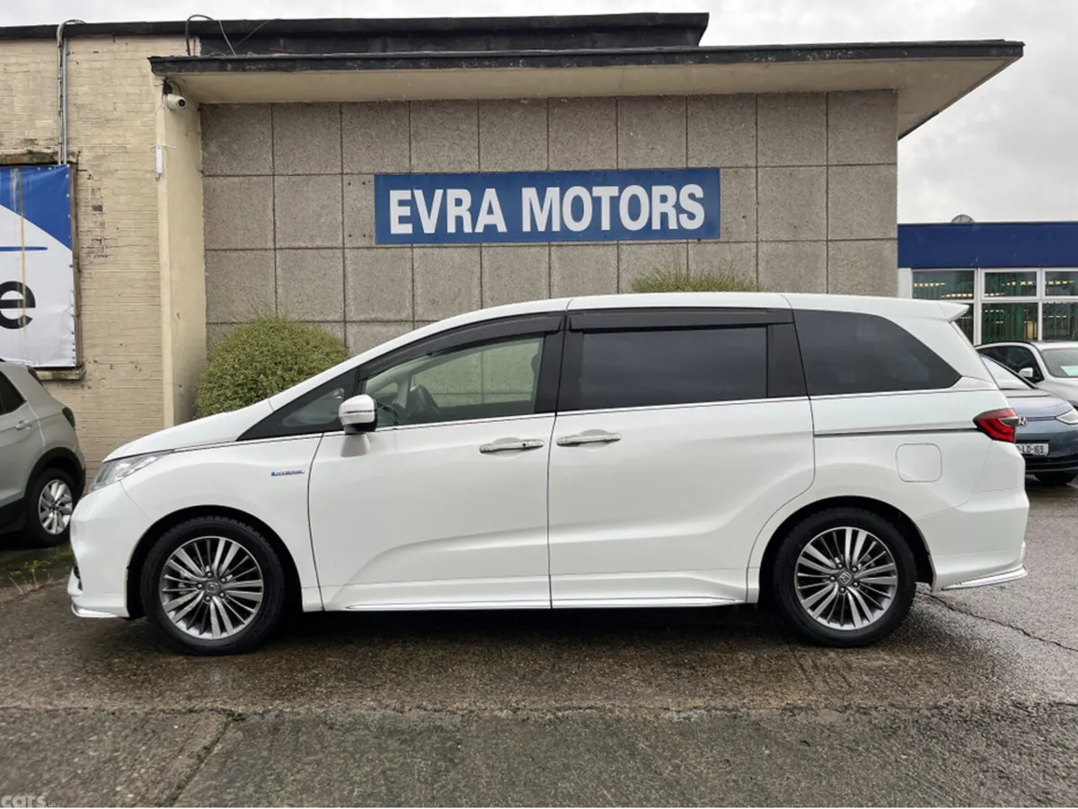 Honda Odyssey MPV, Petrol Hybrid, 2020, White
