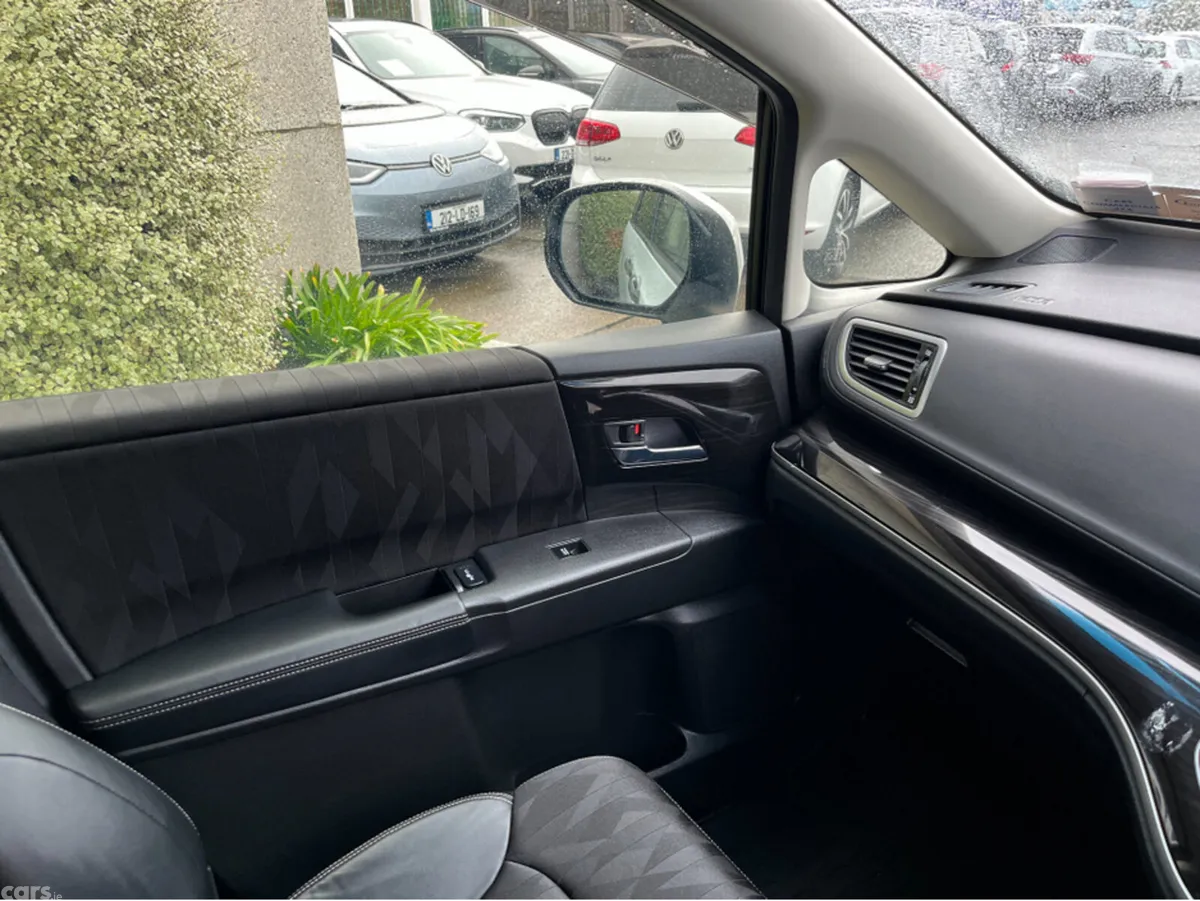 Honda Odyssey MPV, Petrol Hybrid, 2020, White