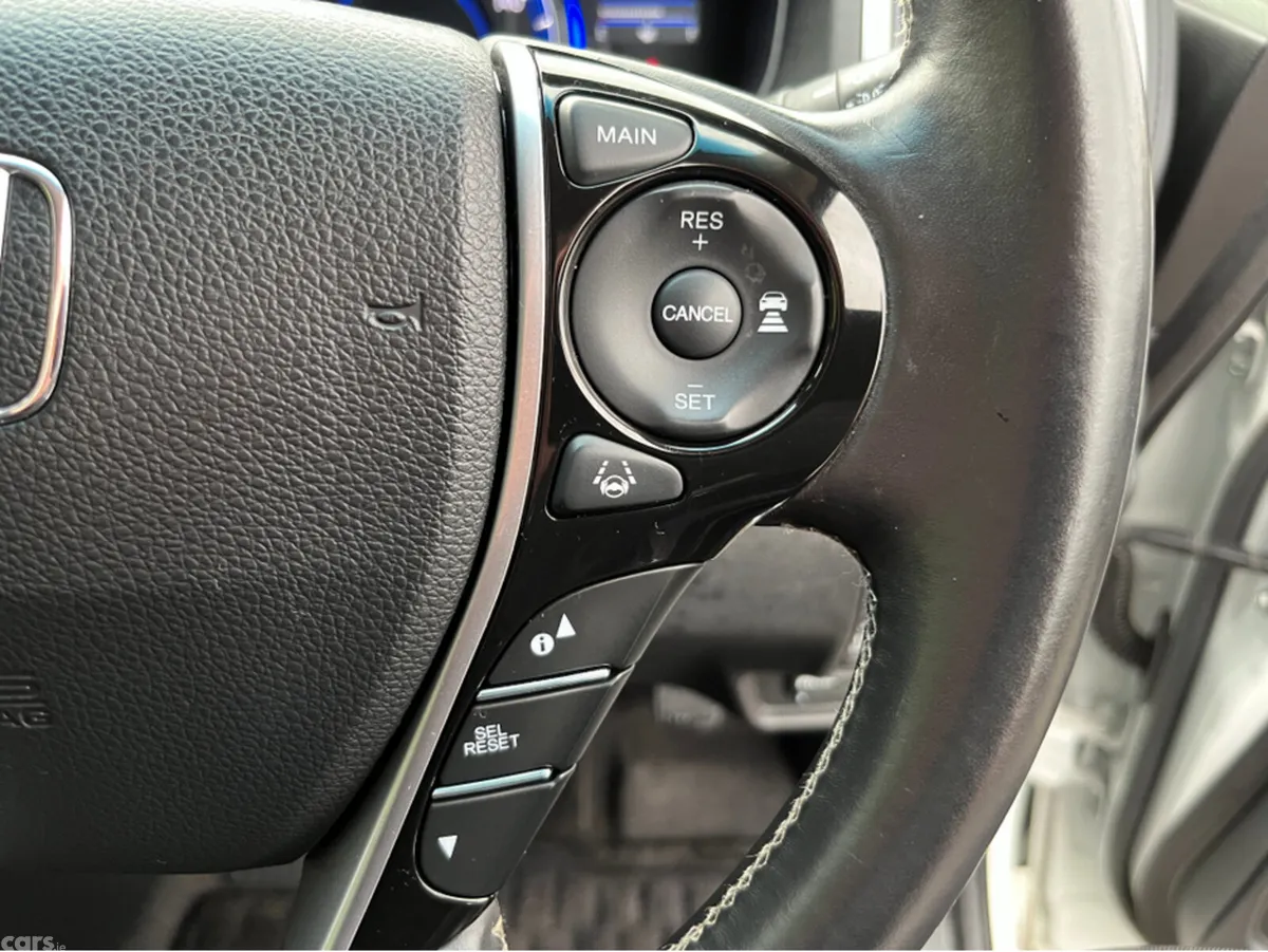 Honda Odyssey MPV, Petrol Hybrid, 2020, White