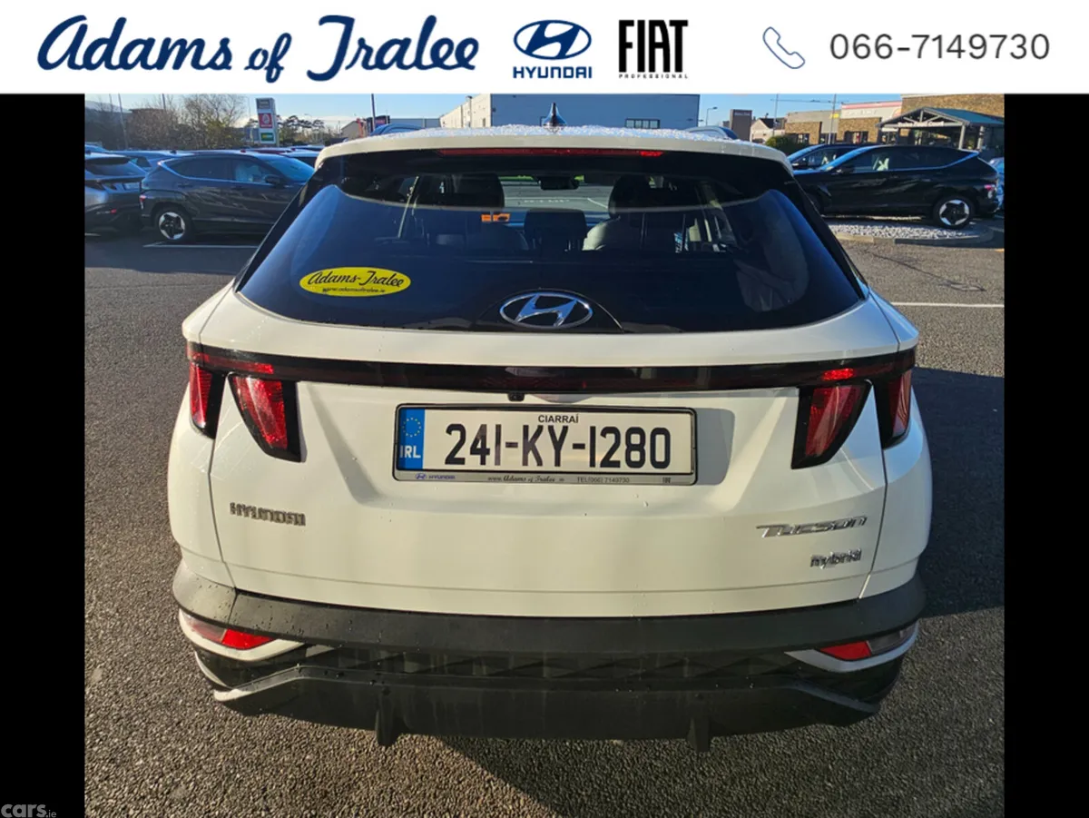 Hyundai Tucson MPV, Petrol Hybrid, 2024, White