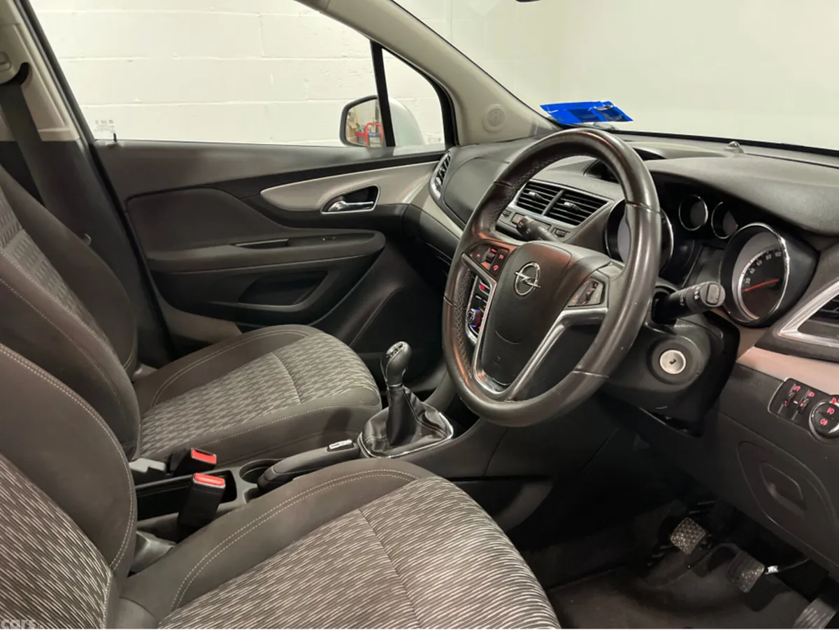 Opel Mokka Hatchback, Diesel, 2015, Silver