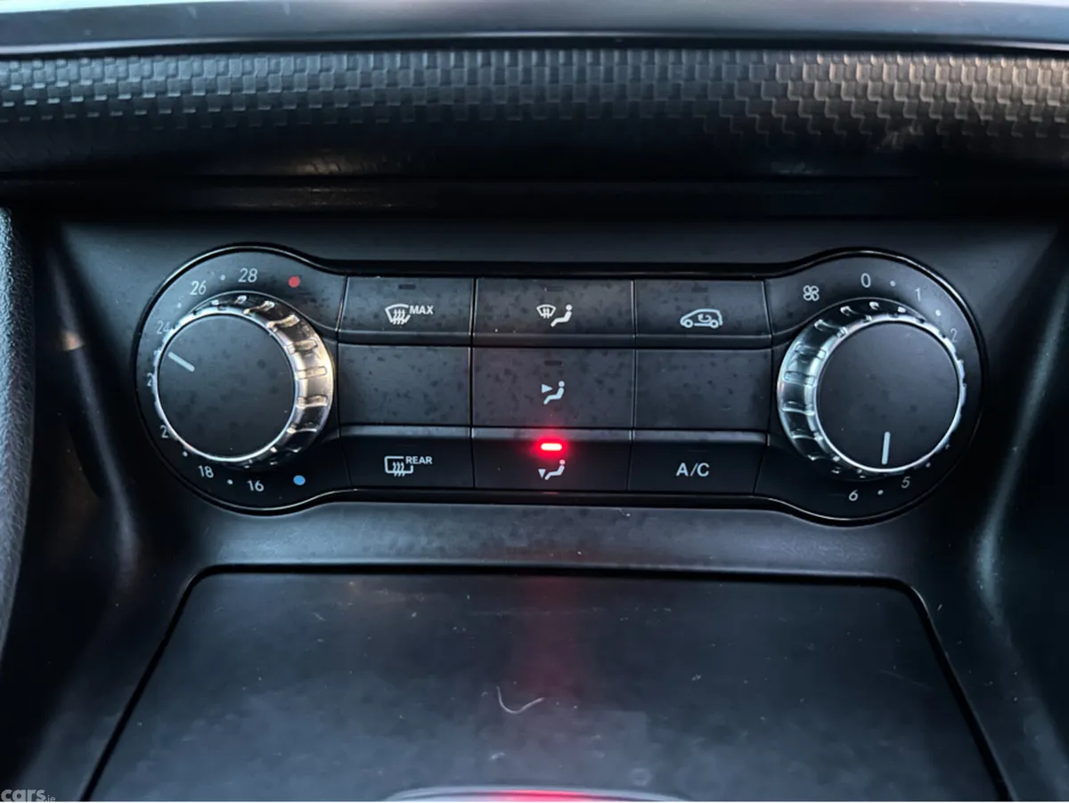 Mercedes-Benz A-Class Hatchback, Petrol, 2013, Blue