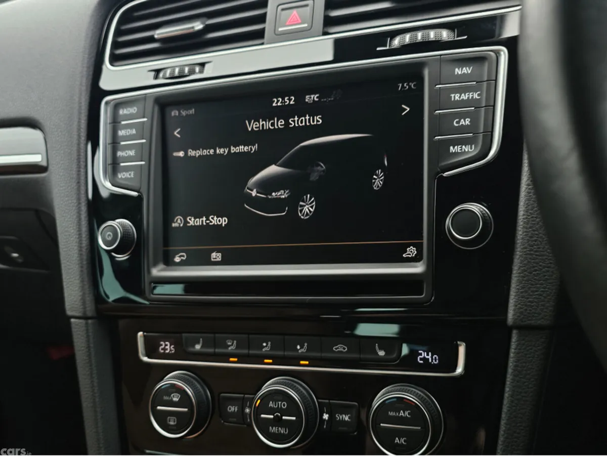 Volkswagen Golf Hatchback, Petrol, 2014, Grey
