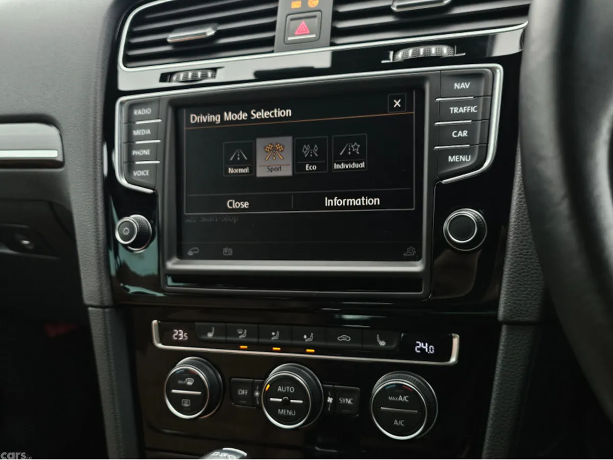 Volkswagen Golf Hatchback, Petrol, 2014, Grey
