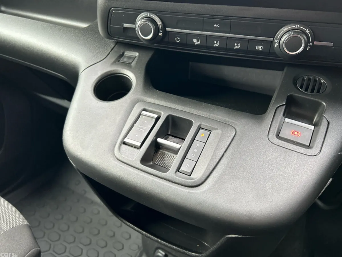 Opel Combo MPV, Electric, 2022, Grey
