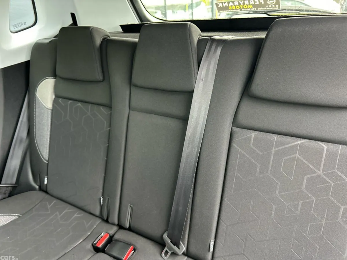 Peugeot 2008 Hatchback, Diesel, 2020, White