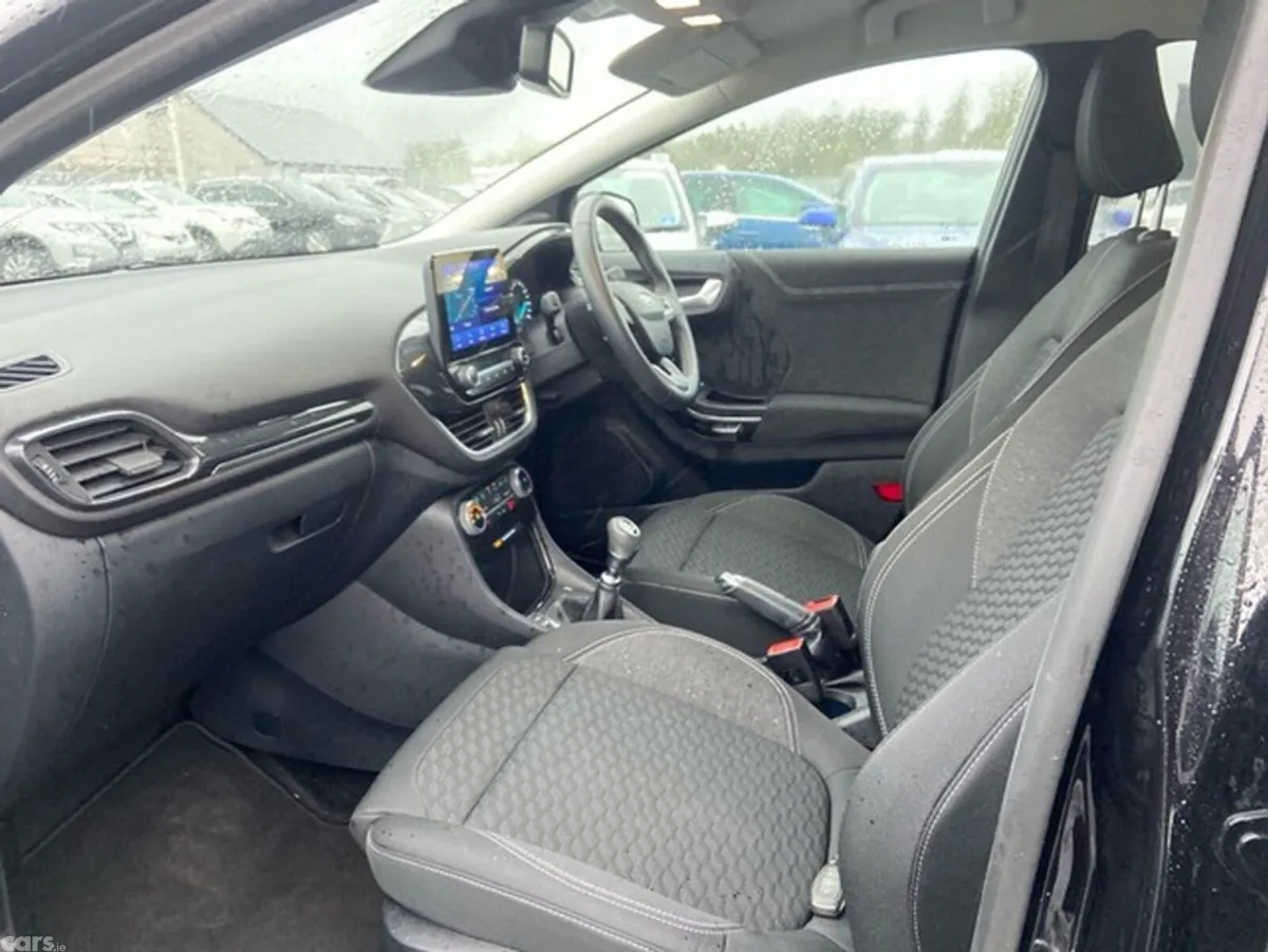 Ford Puma MPV, Petrol Hybrid, 2021, Black