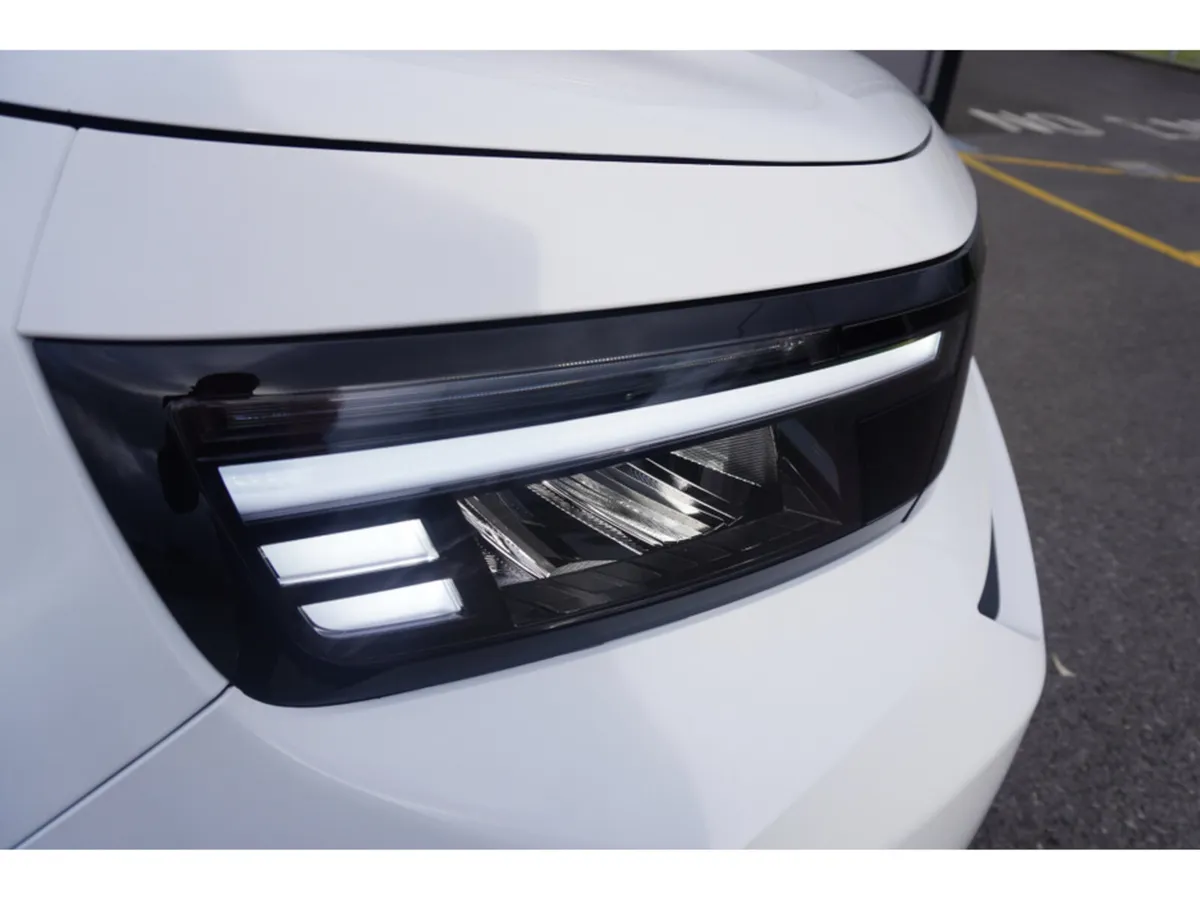 Opel Frontera SUV, Petrol Hybrid, 2026, White