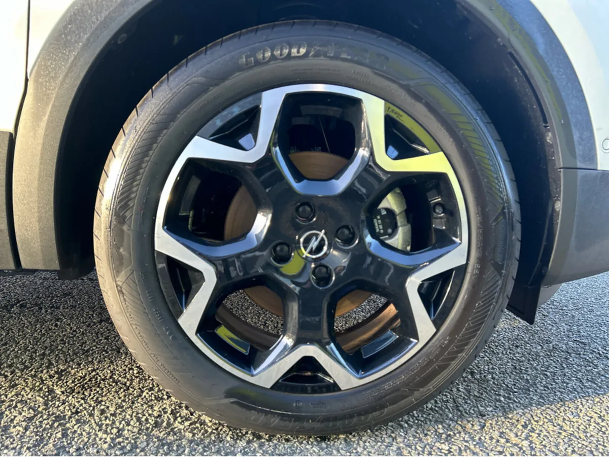 Opel Mokka MPV, Petrol Hybrid, 2026, White