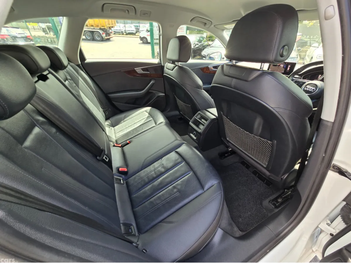 Audi A4 Estate, Petrol, 2017, White