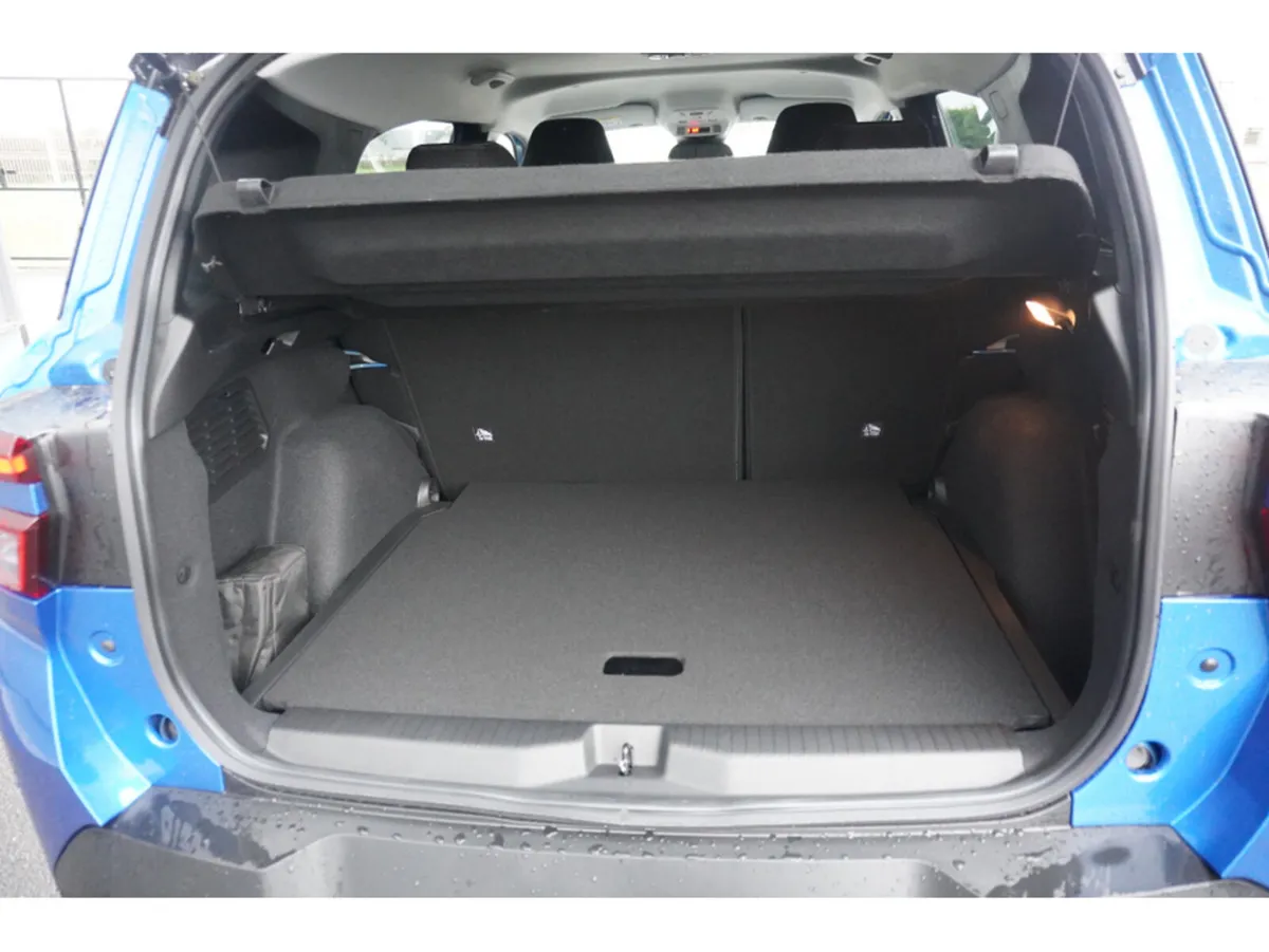 Opel Frontera SUV, Petrol Hybrid, 2026, Blue