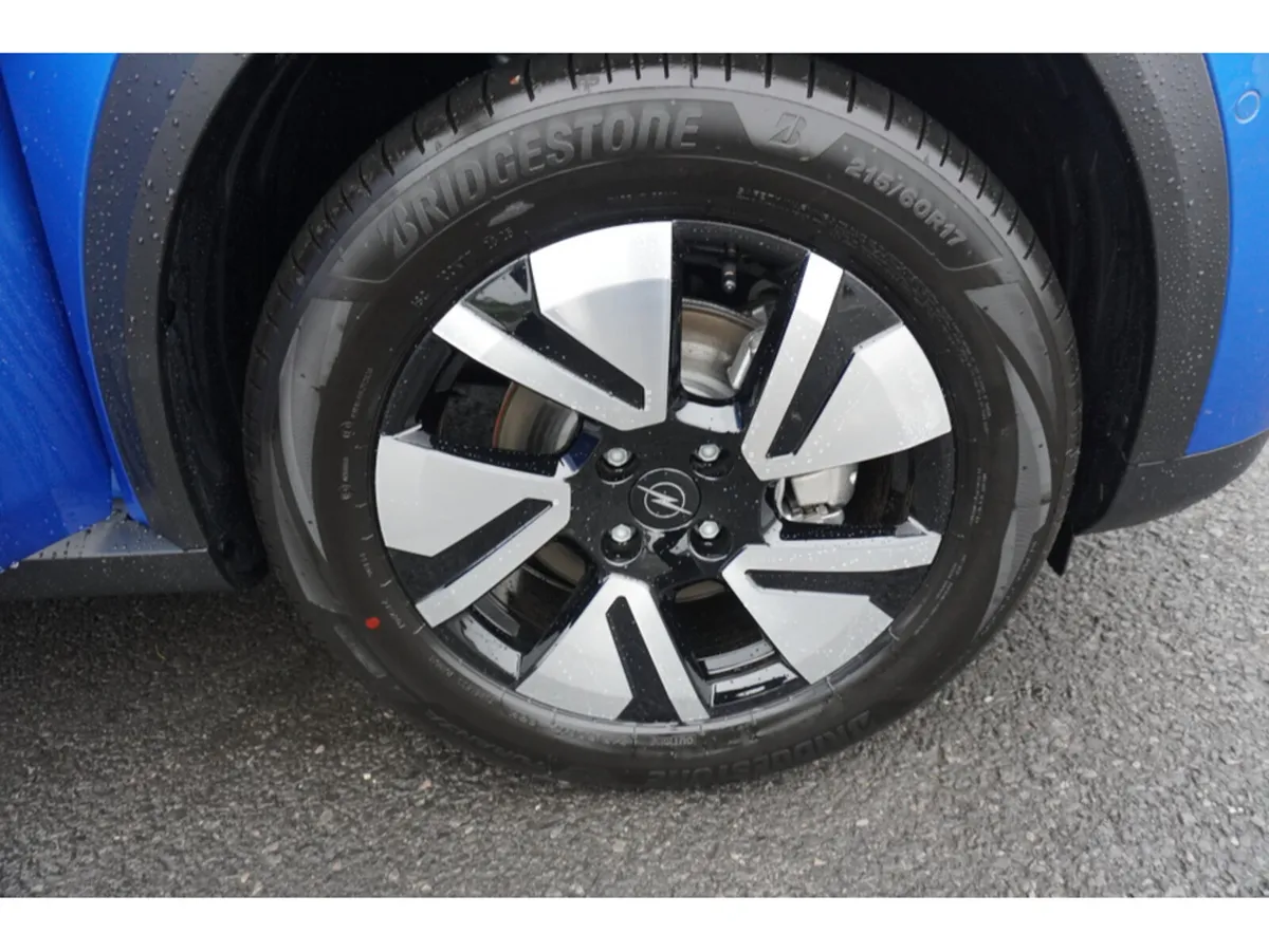 Opel Frontera SUV, Petrol Hybrid, 2026, Blue