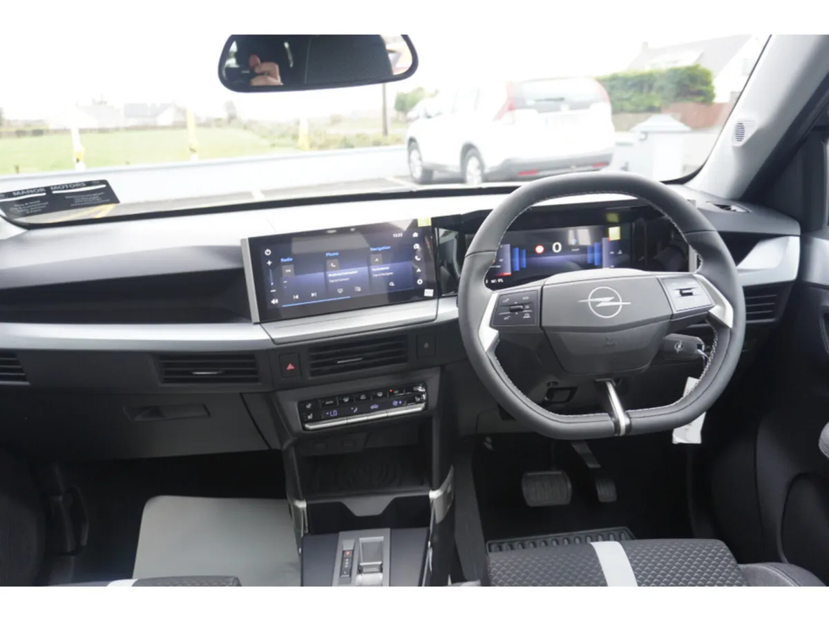 Opel Frontera SUV, Petrol Hybrid, 2026, Black
