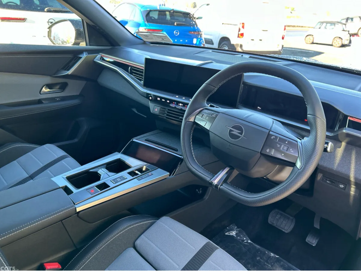 Opel Grandland MPV, Petrol Hybrid, 2026, Blue