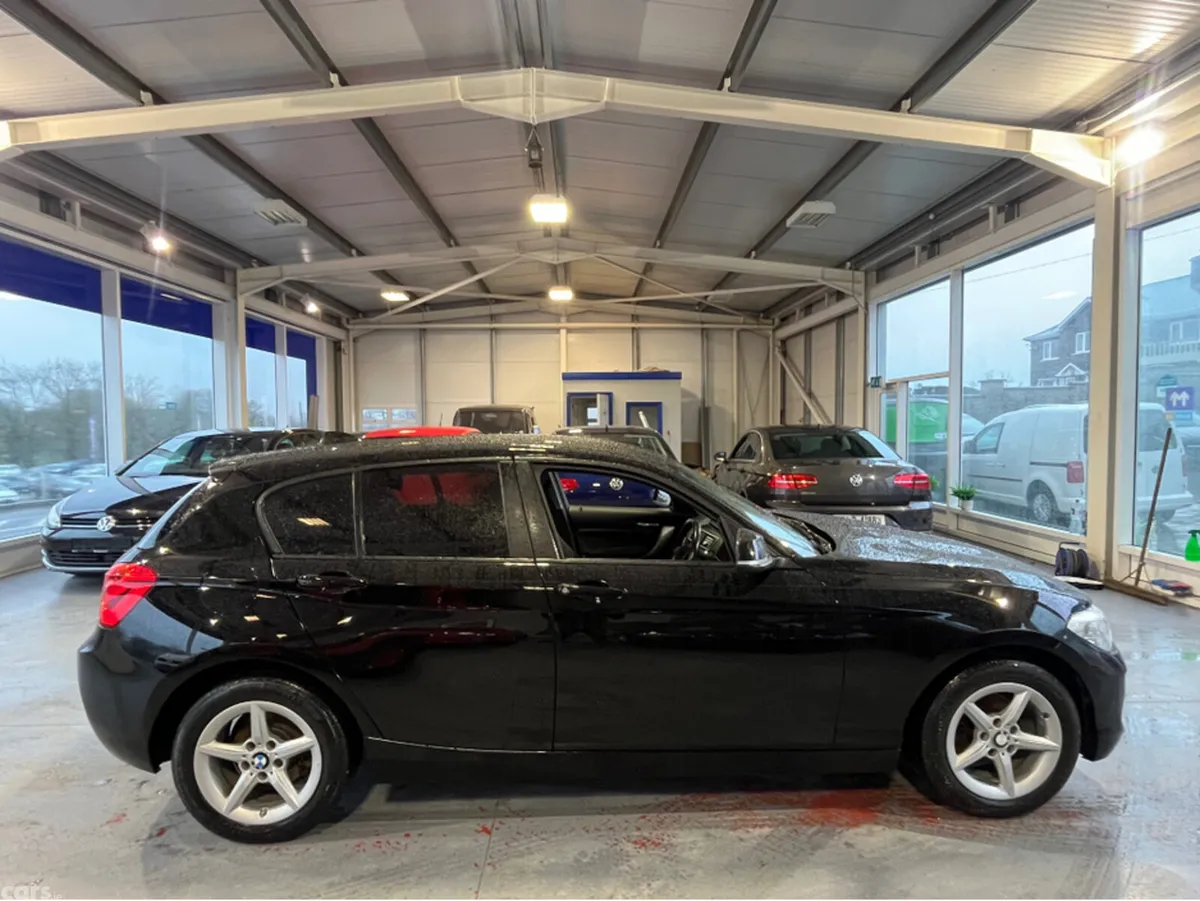 BMW 1-Series Hatchback, Diesel, 2015, Black