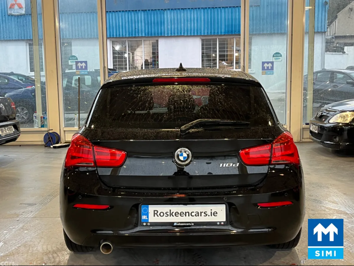 BMW 1-Series Hatchback, Diesel, 2015, Black