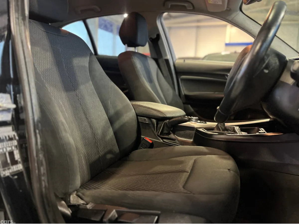 BMW 1-Series Hatchback, Diesel, 2015, Black