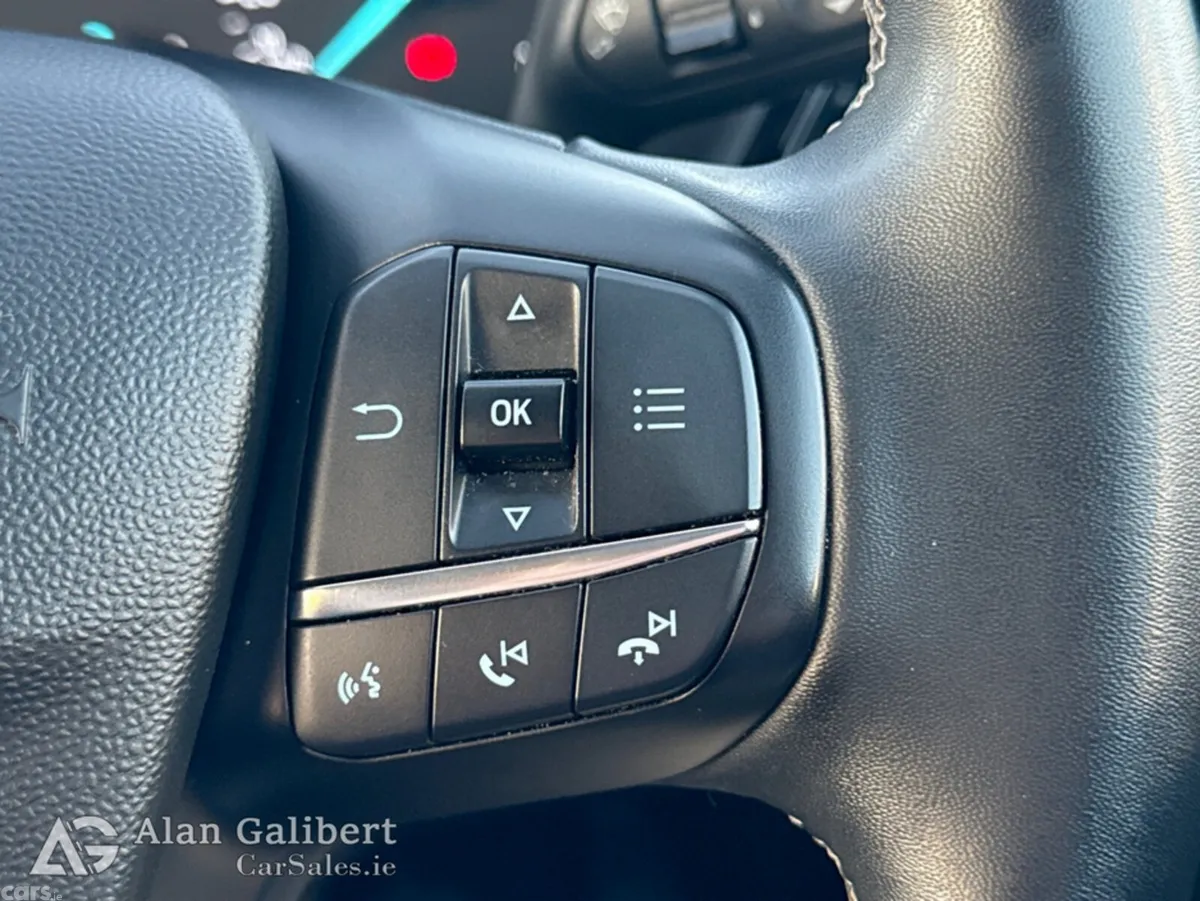 Ford Fiesta Hatchback, Petrol, 2022, Black