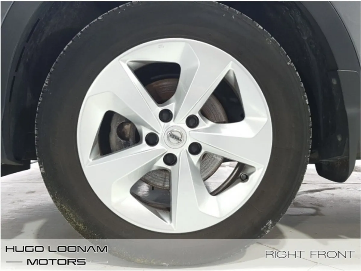 Nissan Qashqai MPV, Diesel, 2021, Grey