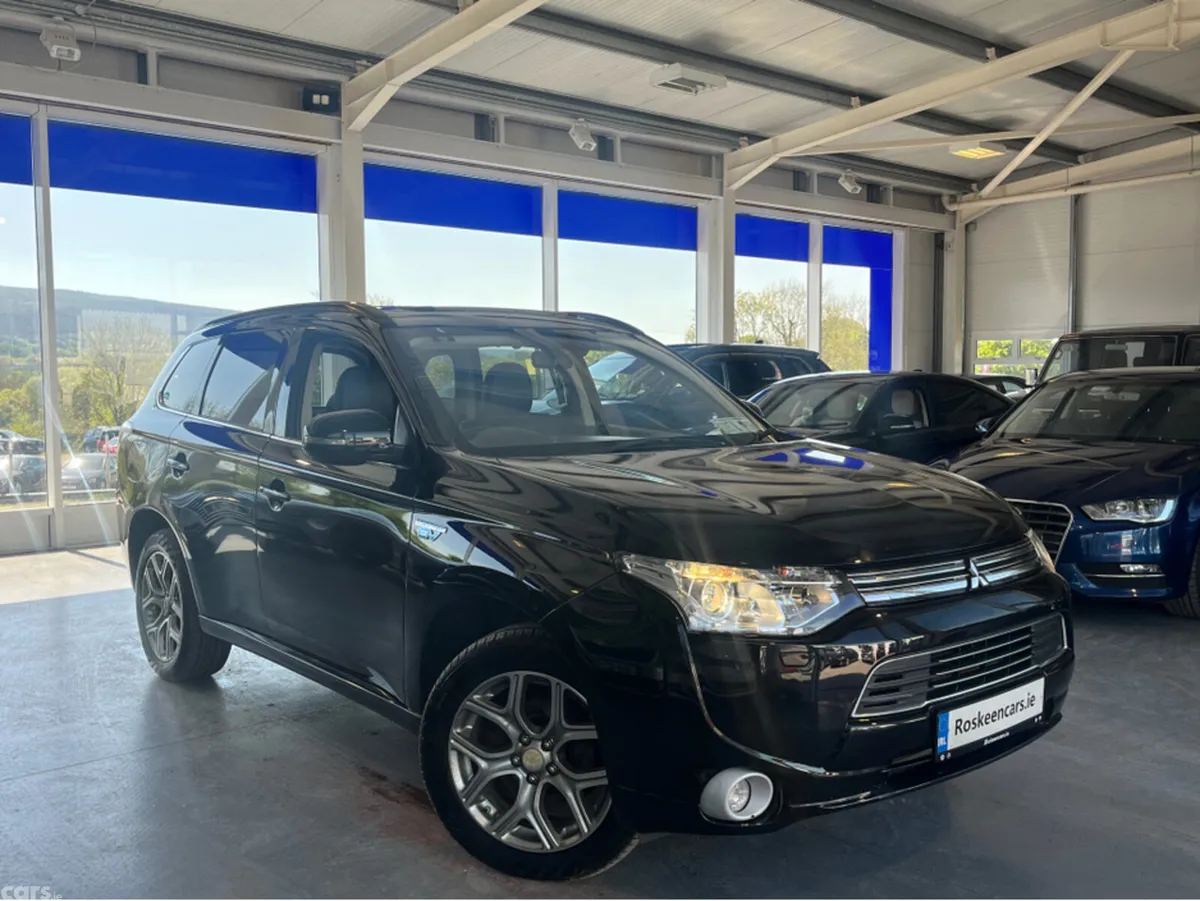Mitsubishi Outlander Estate, Petrol Plug-in Hybrid, 2015, Black