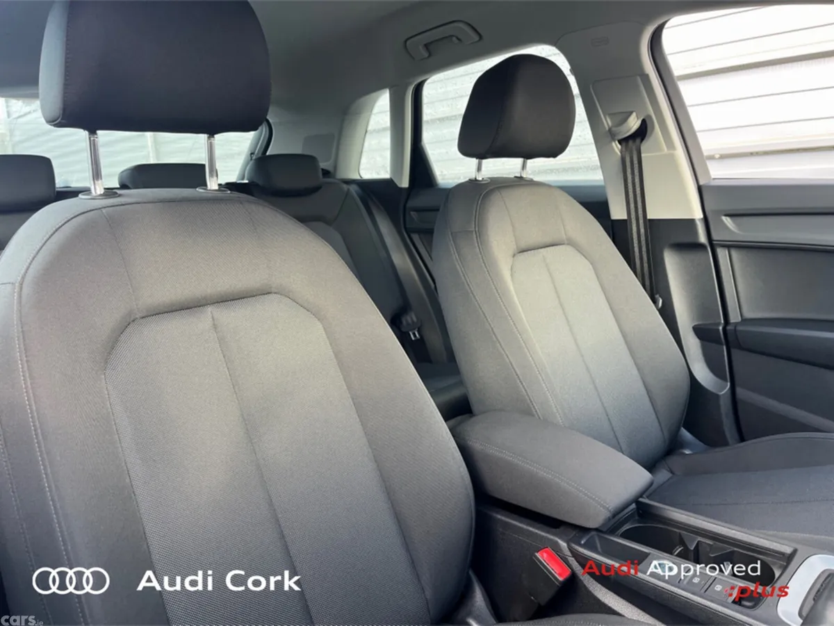 Audi Q3 SUV, Petrol Plug-in Hybrid, 2024, Black