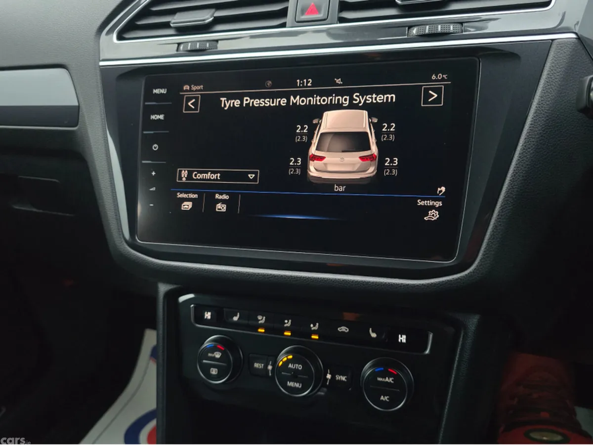 Volkswagen Tiguan SUV, Petrol, 2017, White