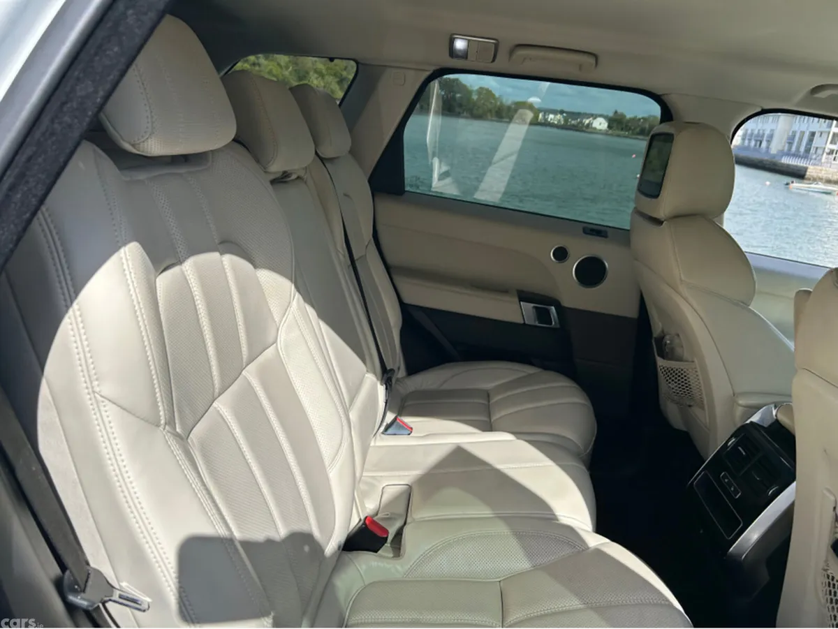 Land Rover Range Rover Sport Estate, Diesel, 2016, White