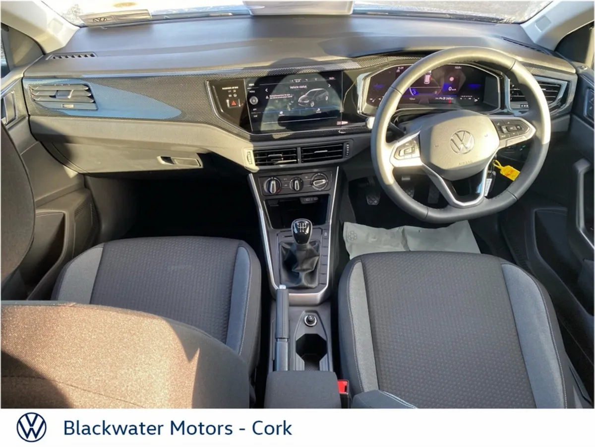Volkswagen Polo Hatchback, Petrol, 2027, Blue
