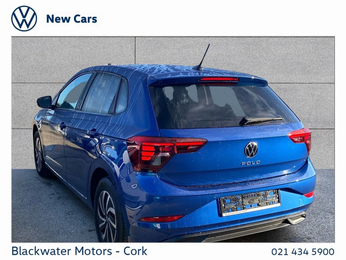 Volkswagen Polo Hatchback, Petrol, 2027, Blue