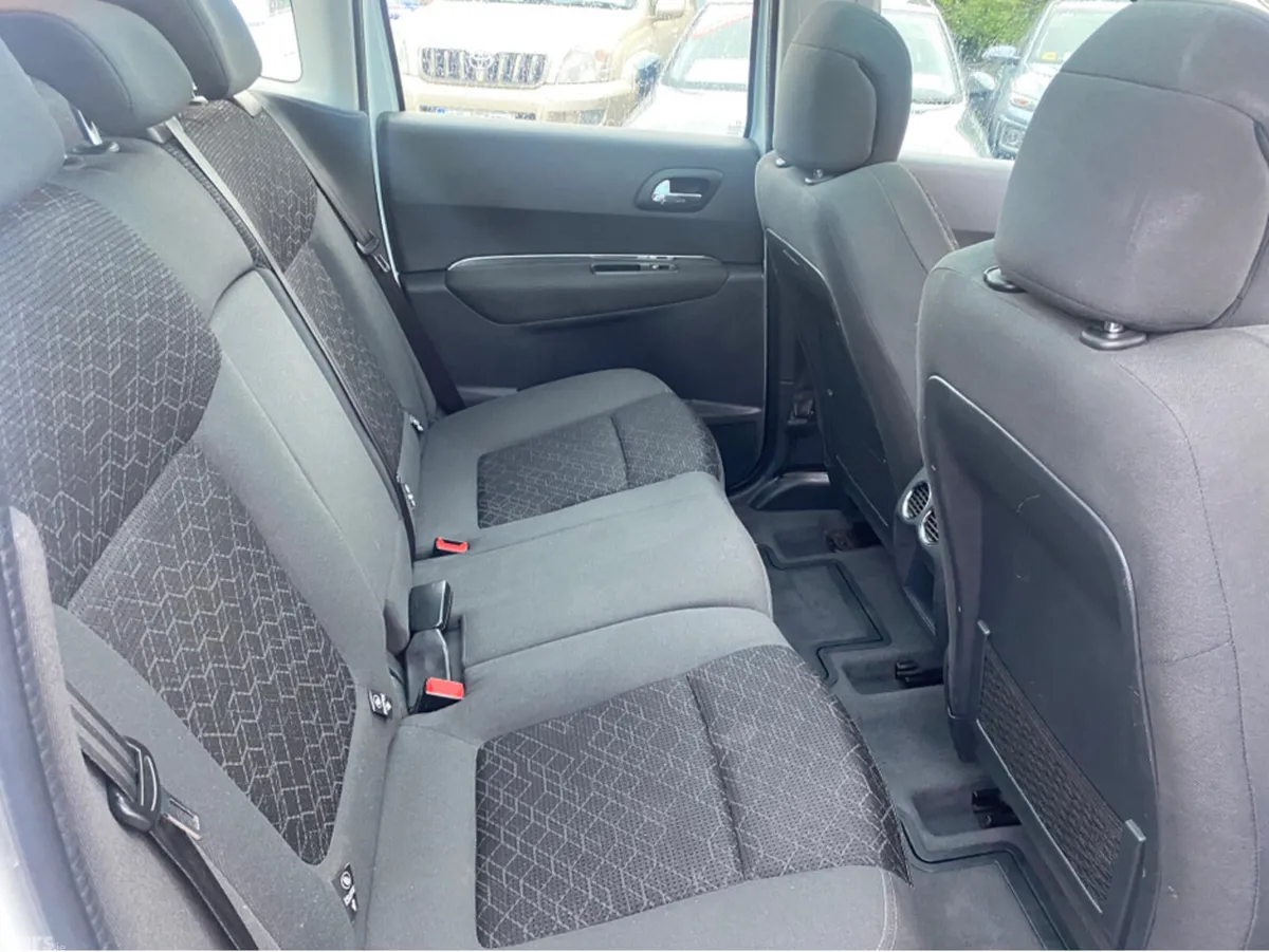 Peugeot 3008 MPV, Diesel, 2016, White