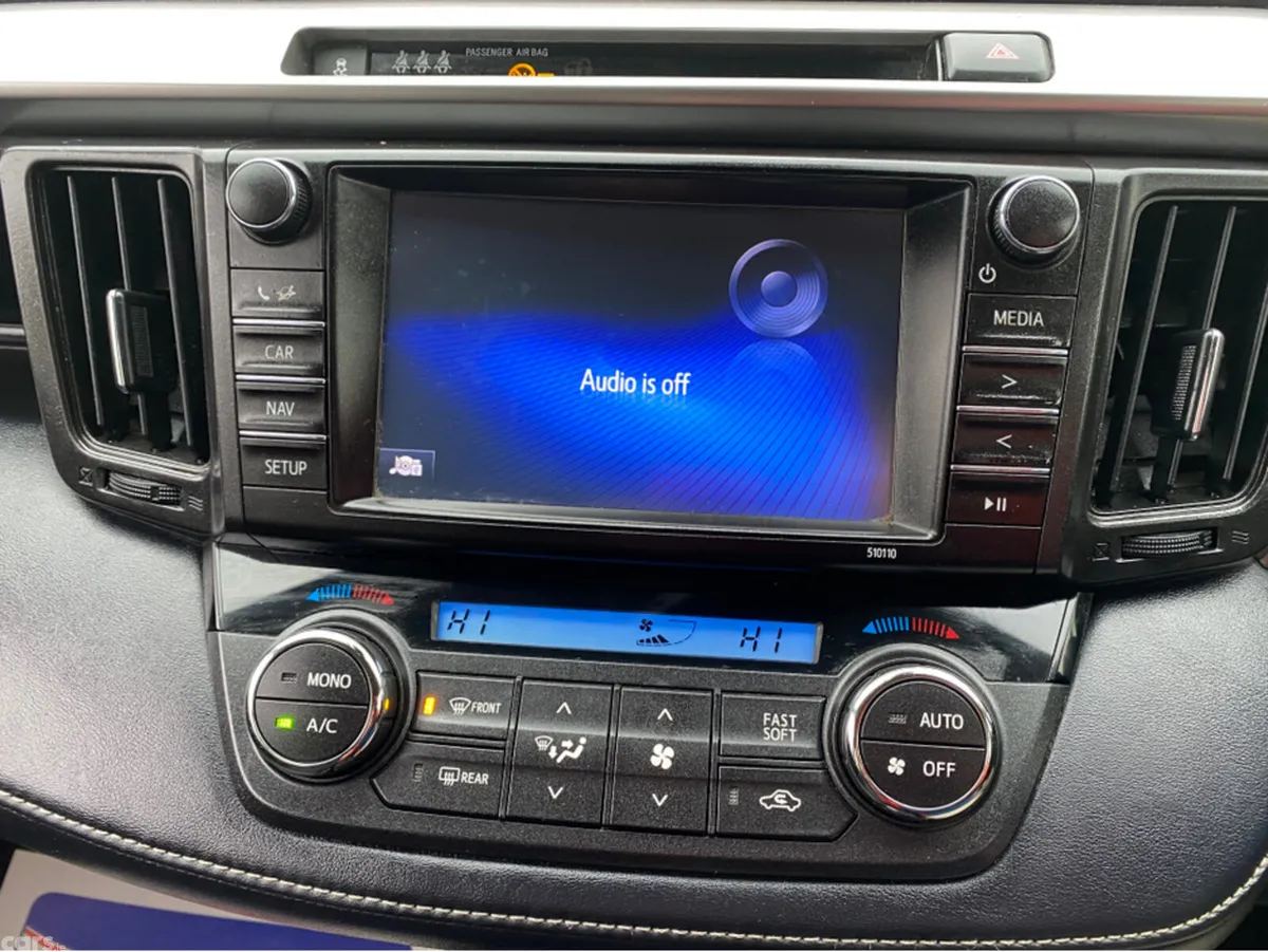 Toyota RAV4 MPV, Diesel, 2018, Red